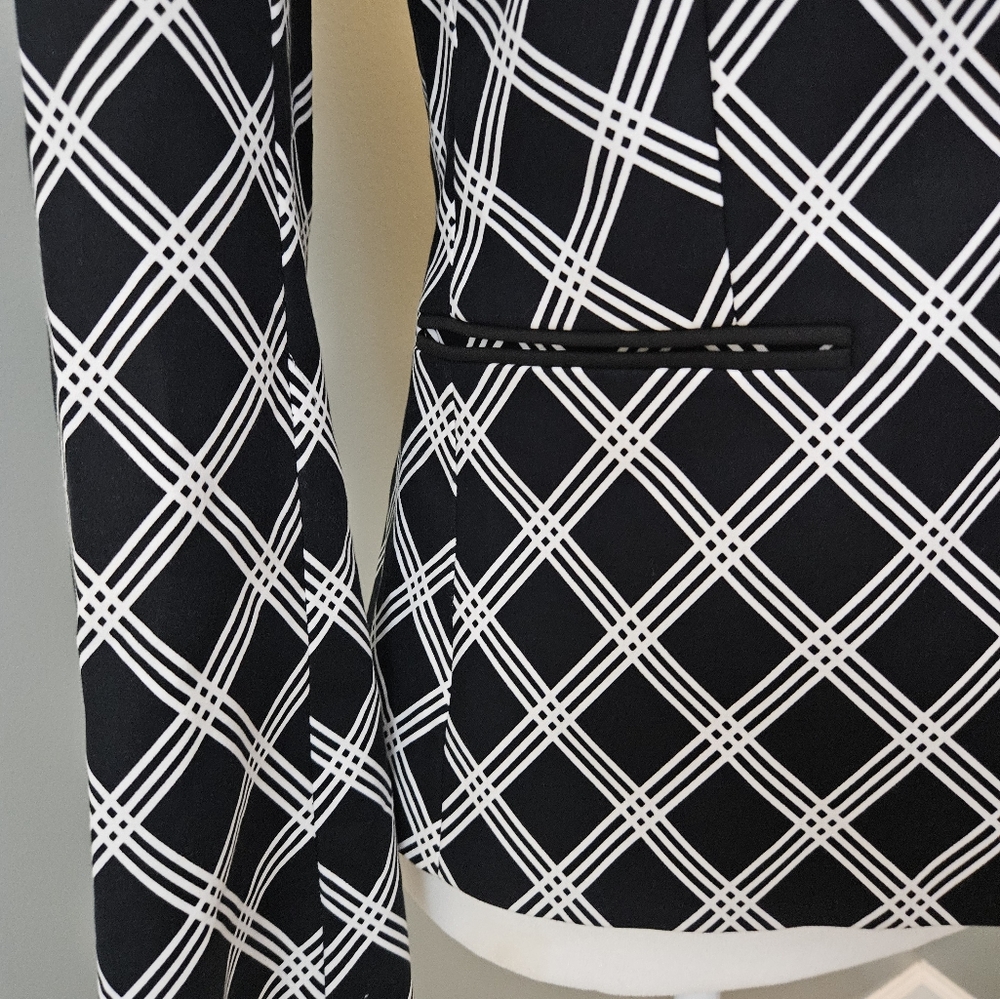 Express Black and White Blazer Women's Size 4 - Picture 10 of 12